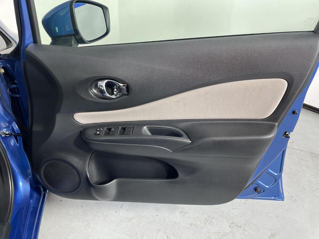 Photo '15' of Nissan Note Photo '15' of Nissan Note