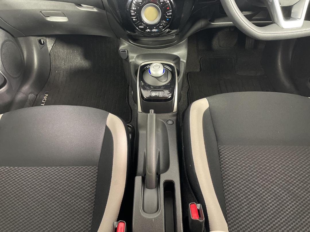 Photo '18' of Nissan Note Photo '18' of Nissan Note