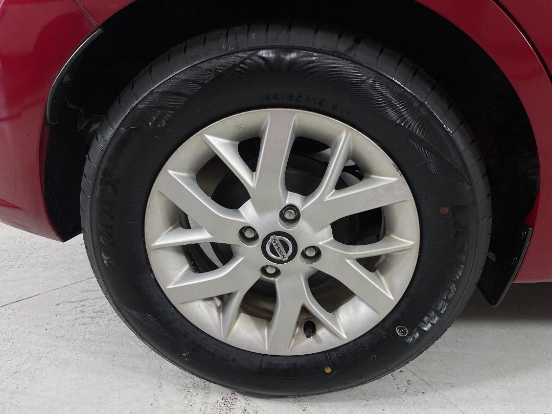 Photo '12' of Nissan Note