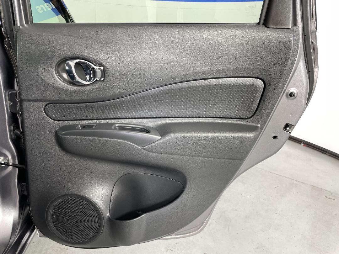 Photo '19' of Nissan Note Photo '19' of Nissan Note