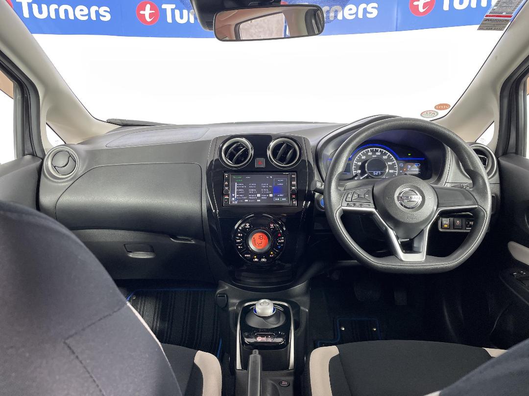 Photo '17' of Nissan Note Photo '17' of Nissan Note