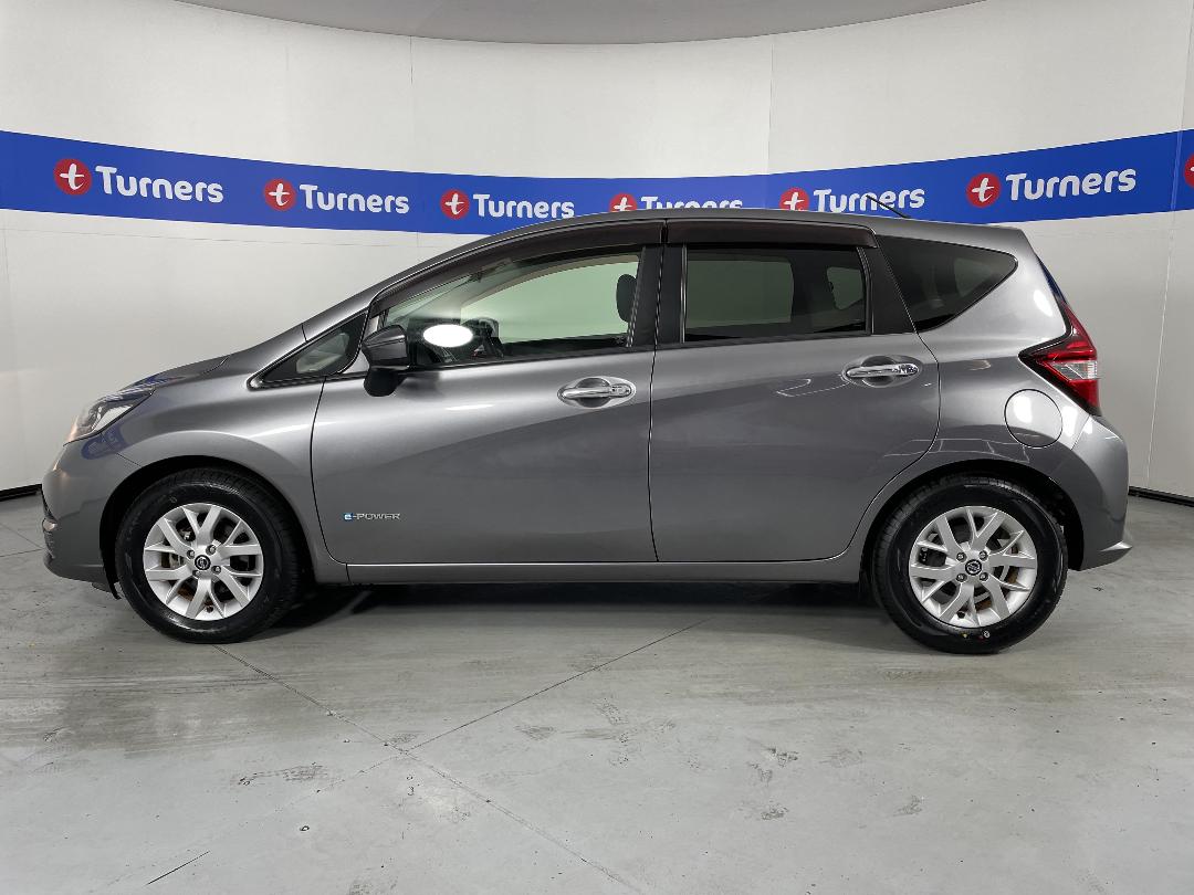 Photo '24' of Nissan Note Photo '24' of Nissan Note