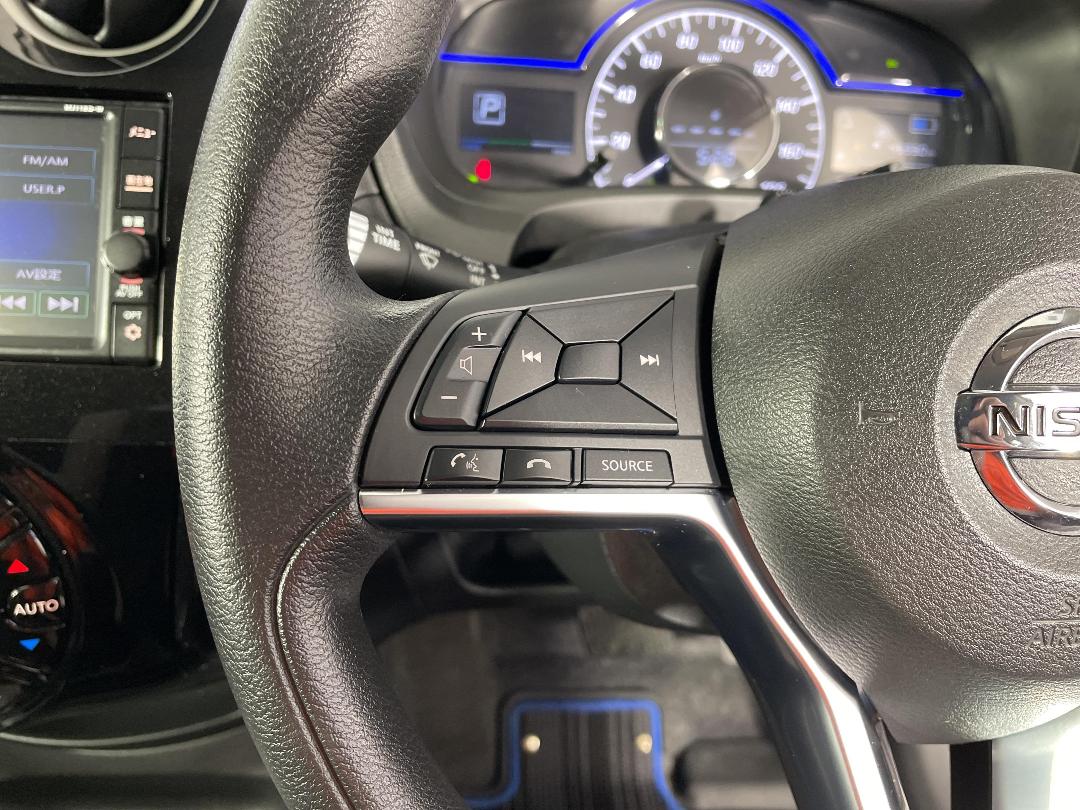 Photo '27' of Nissan Note Photo '27' of Nissan Note