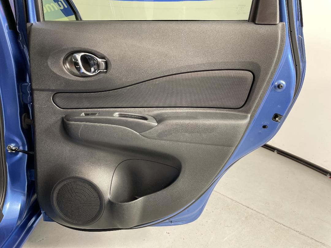 Photo '19' of Nissan Note Photo '19' of Nissan Note