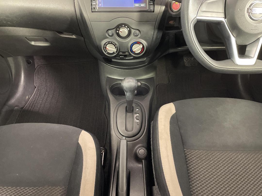 Photo '18' of Nissan Note Photo '18' of Nissan Note