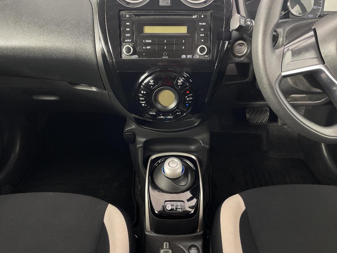 Photo '18' of Nissan Note