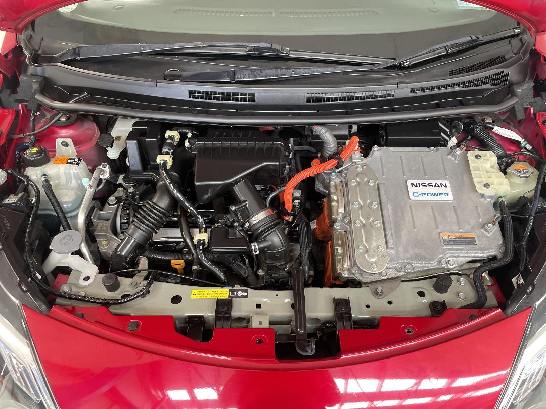 Photo '13' of Nissan Note