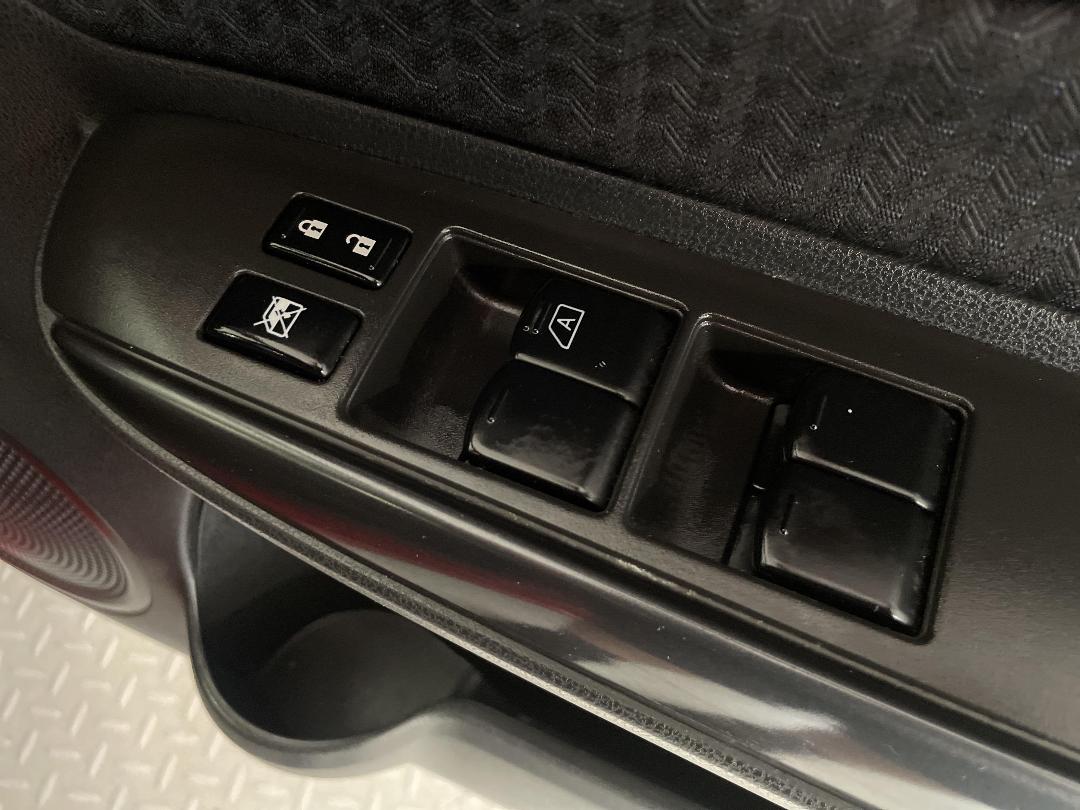 Photo '24' of Nissan Note