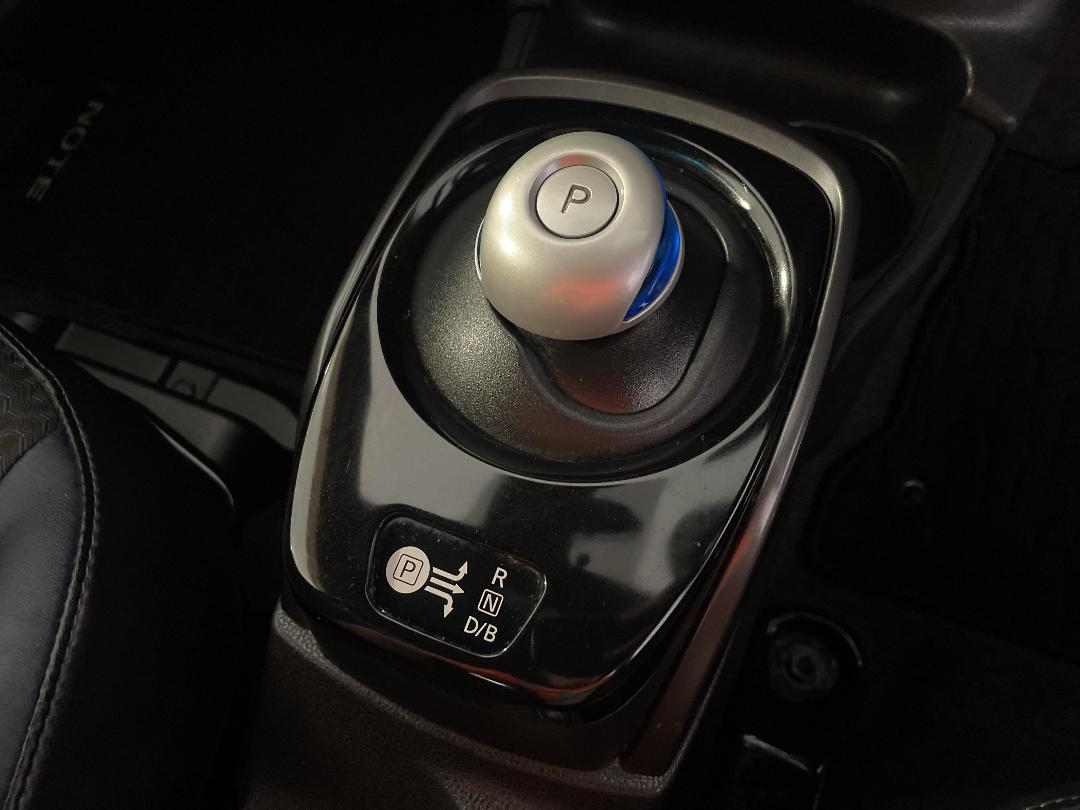 Photo '32' of Nissan Note