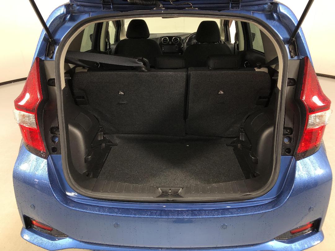 Photo '14' of Nissan Note