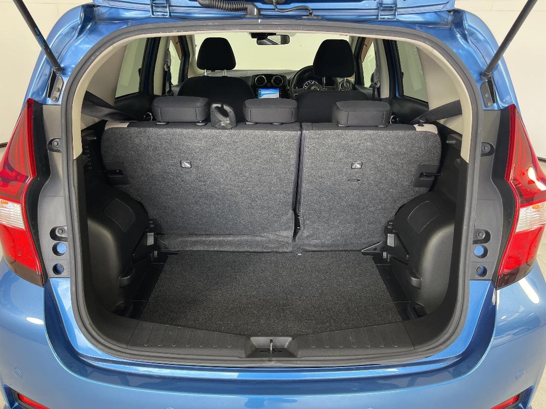 Photo '14' of Nissan Note