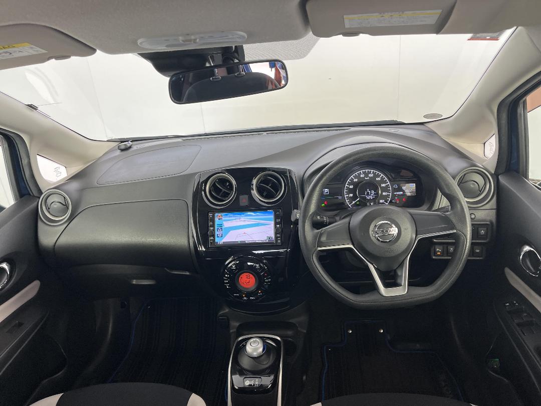 Photo '17' of Nissan Note