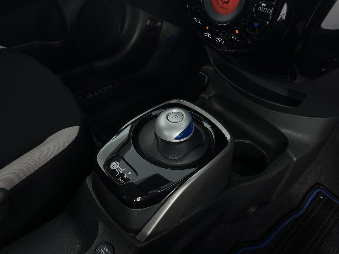 Photo '18' of Nissan Note