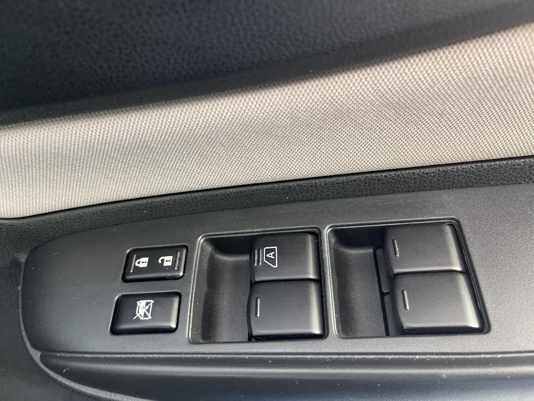 Photo '23' of Nissan Note