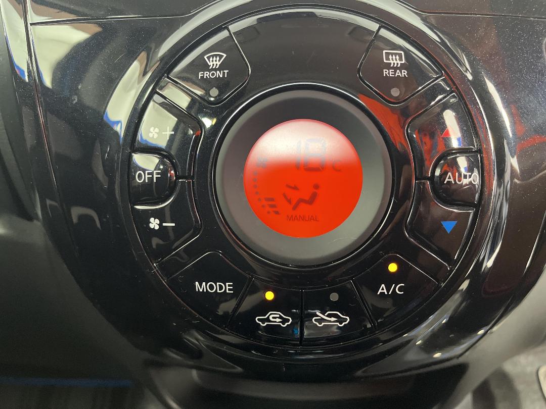 Photo '27' of Nissan Note