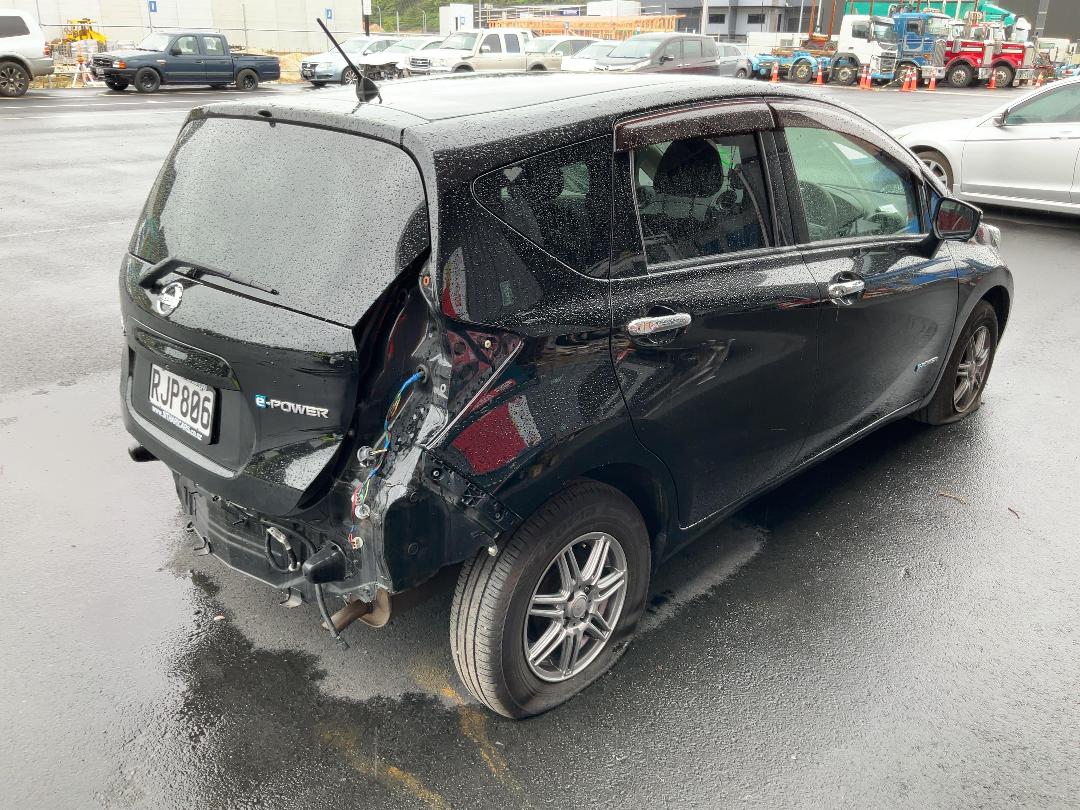 Photo '4' of Nissan Note