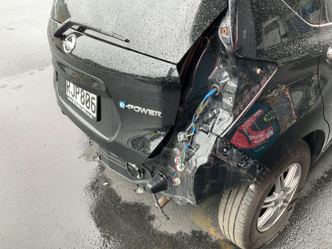 Photo '14' of Nissan Note