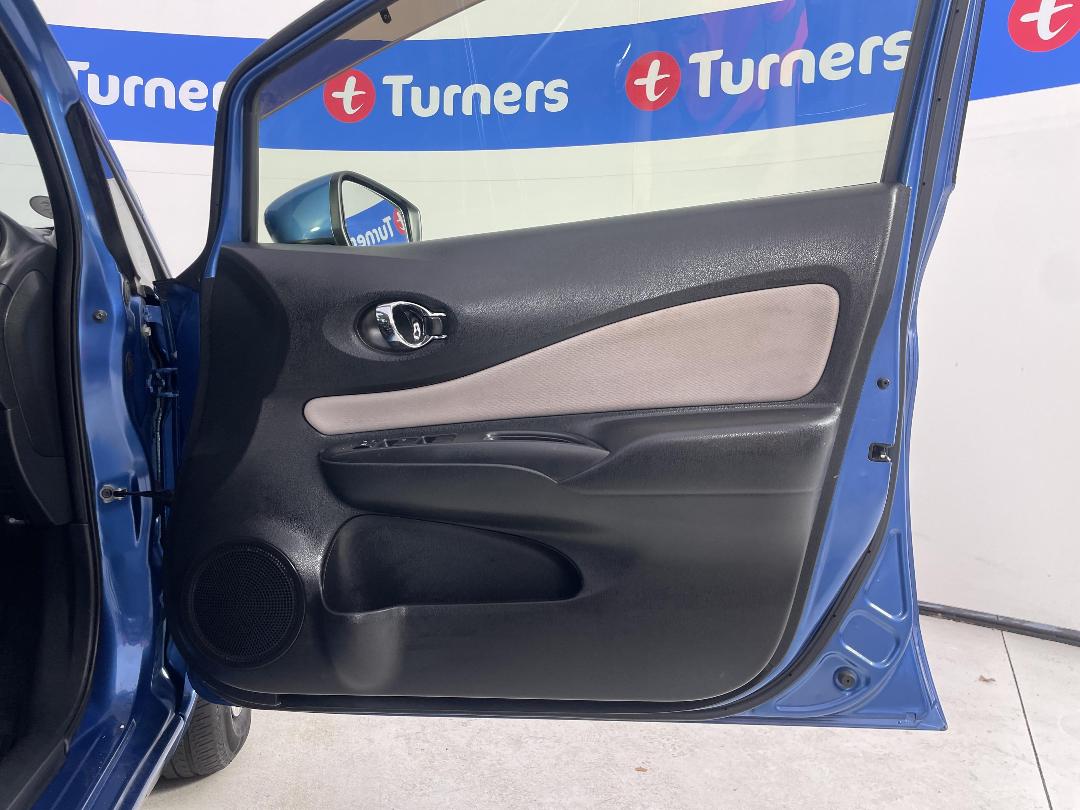 Photo '13' of Nissan Note