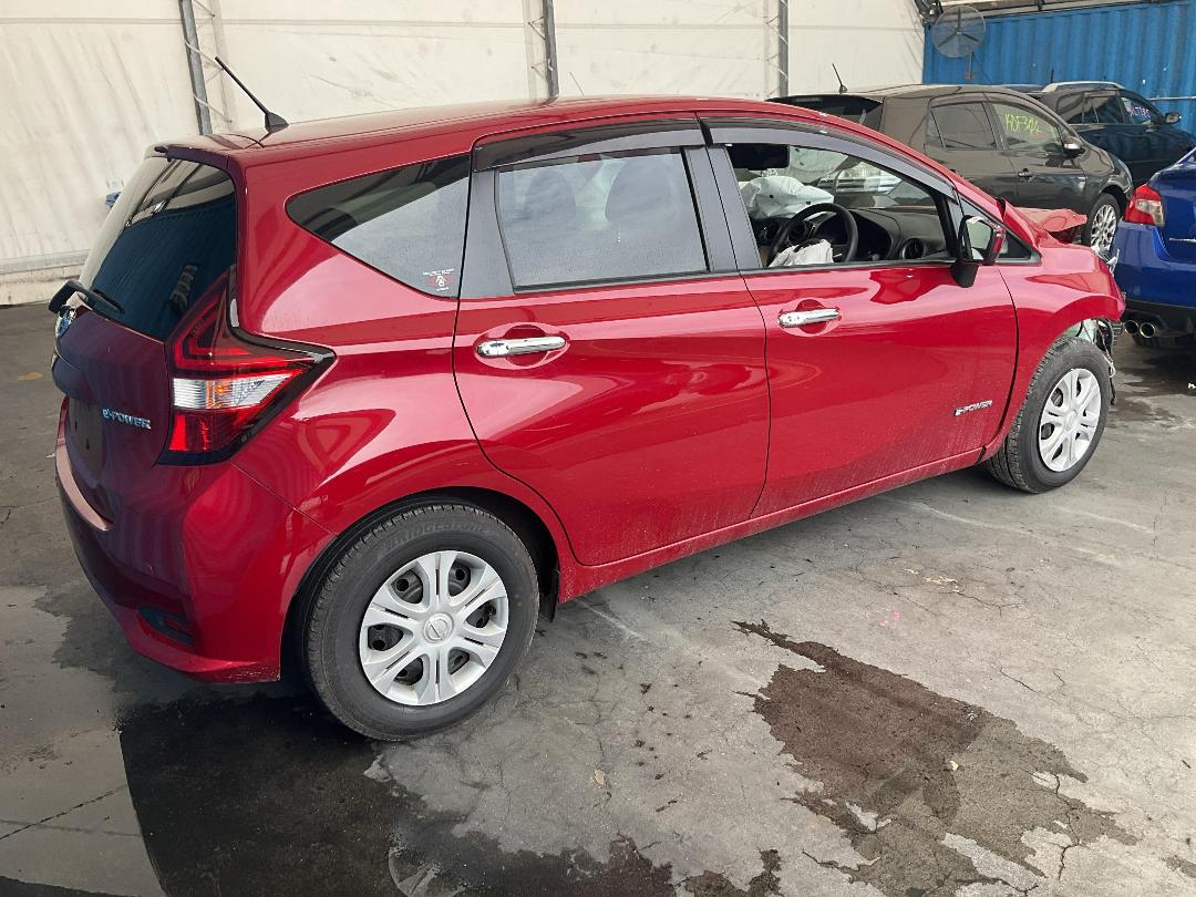 Photo '14' of Nissan Note Hybrid