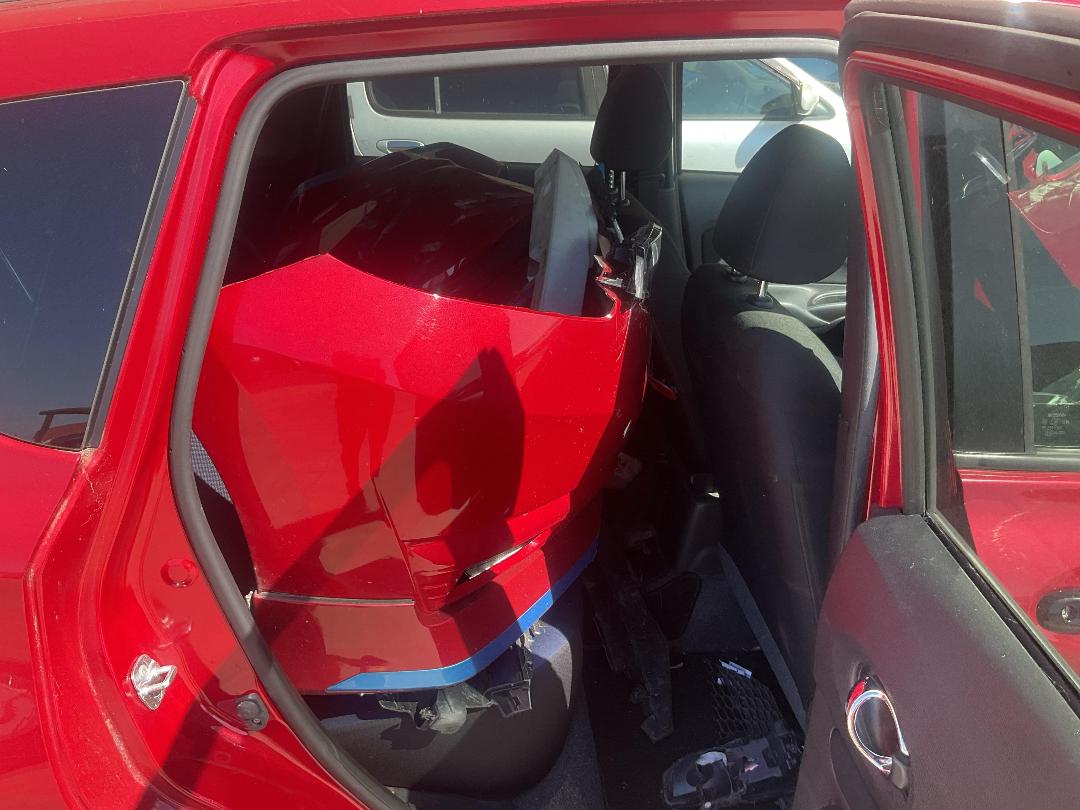 Photo '11' of Nissan Note E-Power Photo '11' of Nissan Note E-Power