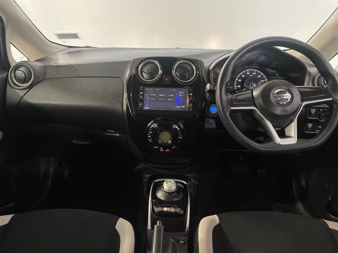 Photo '17' of Nissan Note Photo '17' of Nissan Note