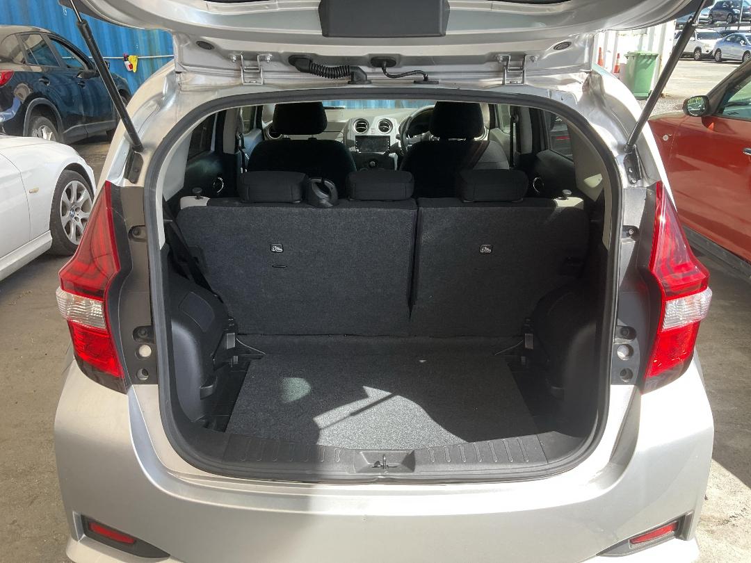 Photo '6' of Nissan Note