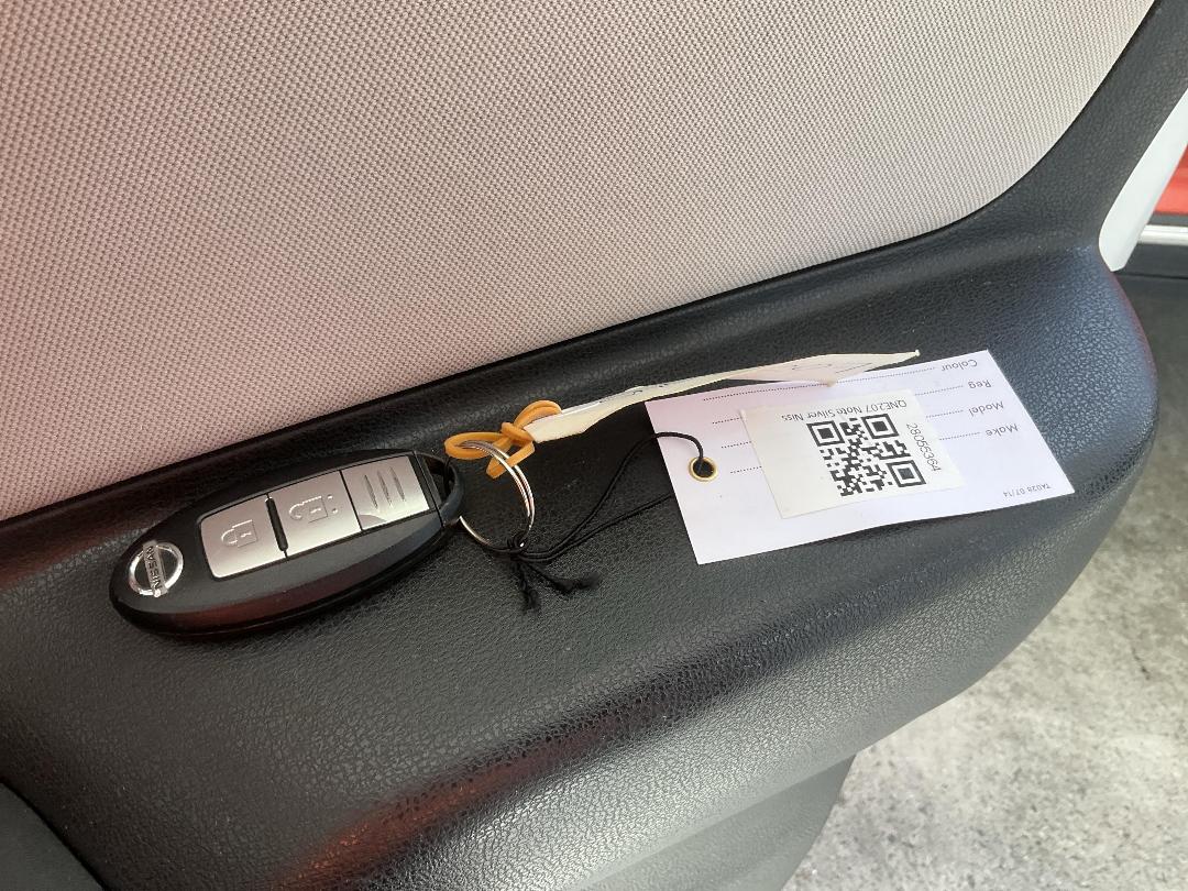 Photo '13' of Nissan Note