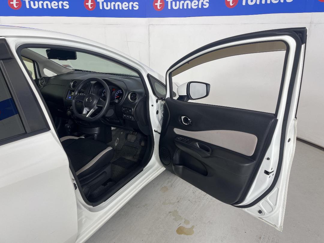 Photo '15' of Nissan Note