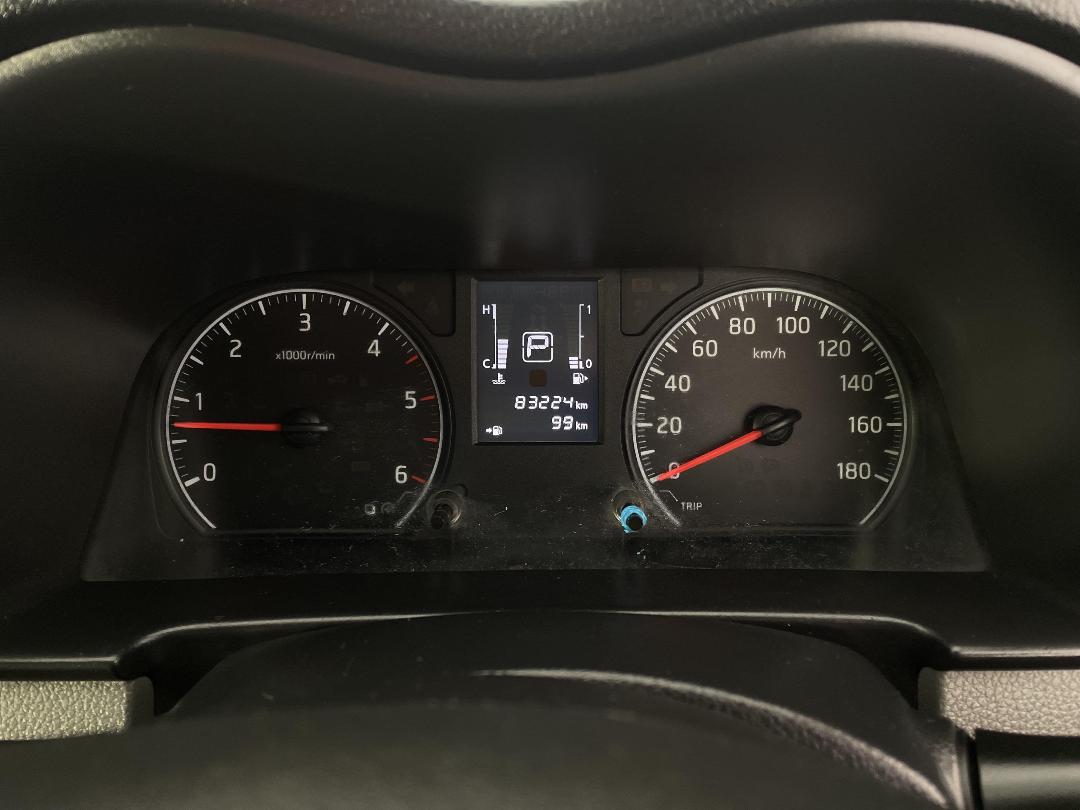 Photo '20' of Nissan NV350 Photo '20' of Nissan NV350