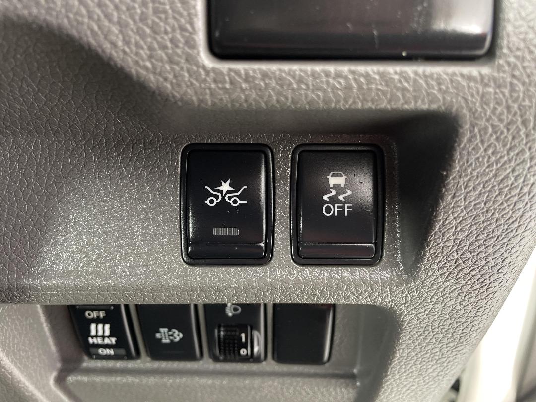 Photo '22' of Nissan NV350 Photo '22' of Nissan NV350