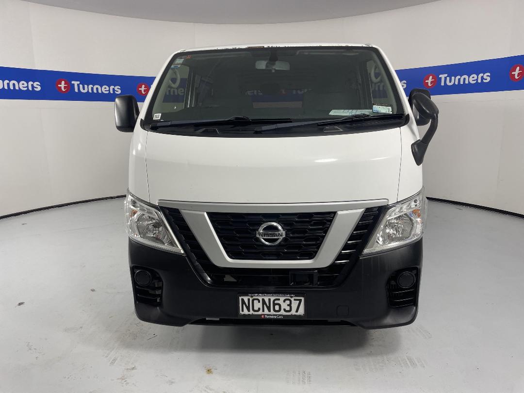 Photo '2' of Nissan NV350 Photo '2' of Nissan NV350