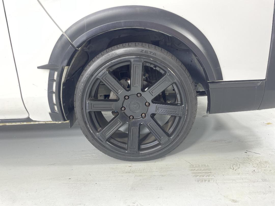 Photo '9' of Nissan NV350 Photo '9' of Nissan NV350