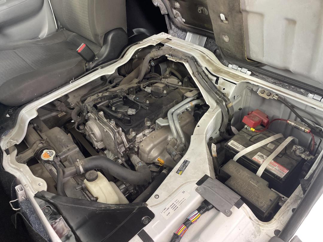 Photo '13' of Nissan NV350 Photo '13' of Nissan NV350