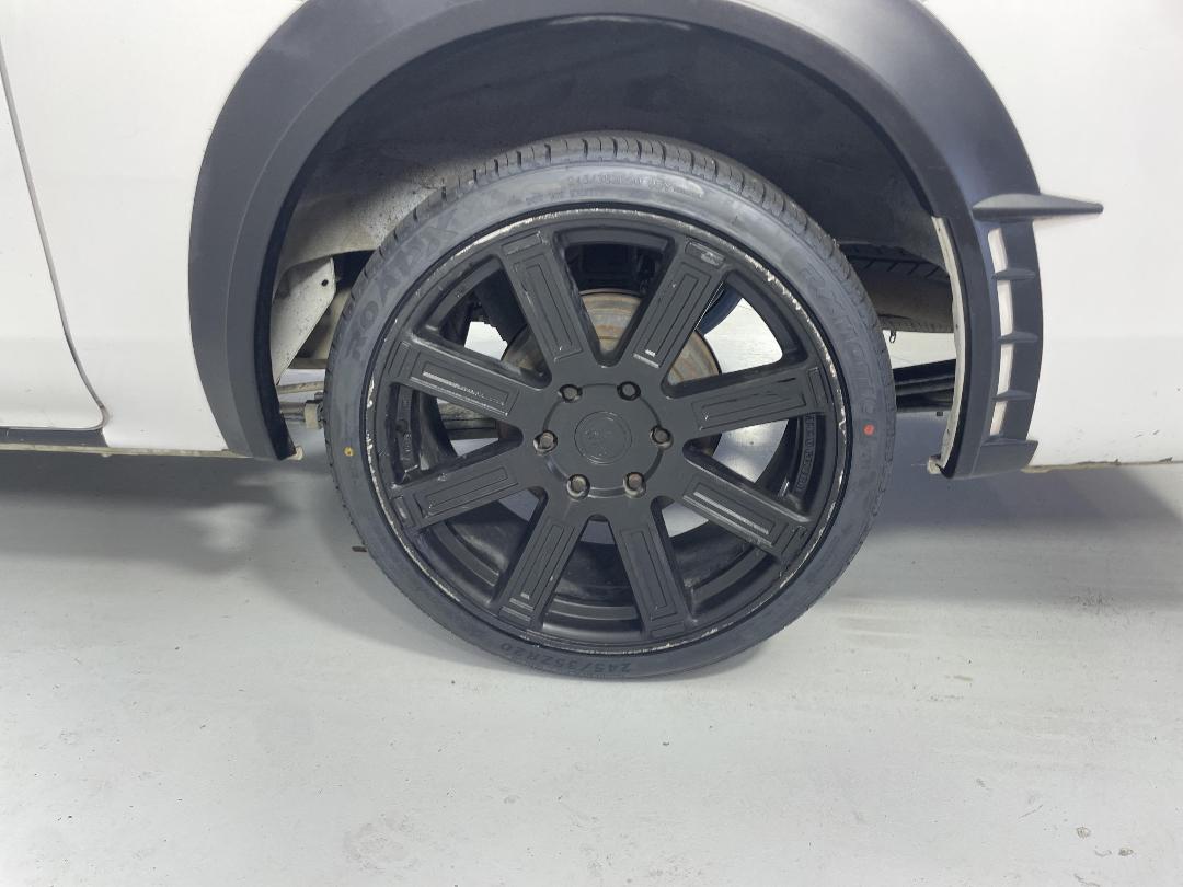 Photo '11' of Nissan NV350 Photo '11' of Nissan NV350