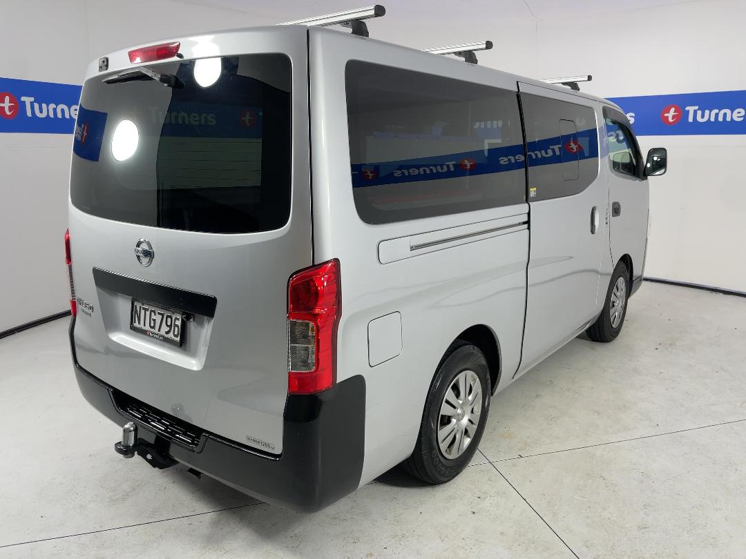 Photo '7' of Nissan NV350