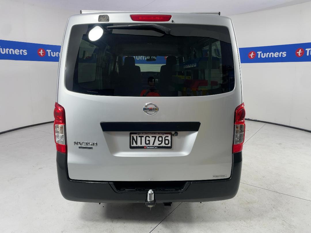 Photo '6' of Nissan NV350