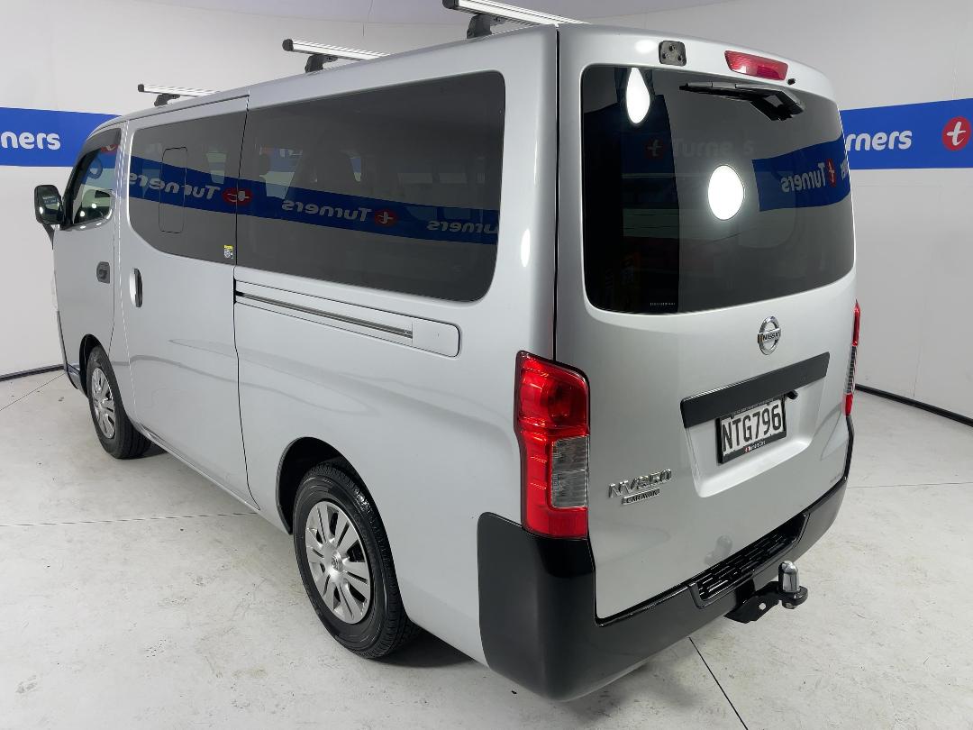 Photo '5' of Nissan NV350