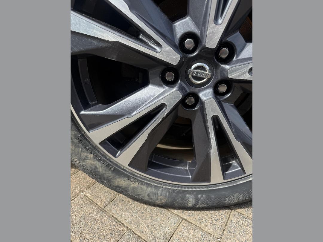 Photo '12' of Nissan Pathfinder TI Photo '12' of Nissan Pathfinder TI