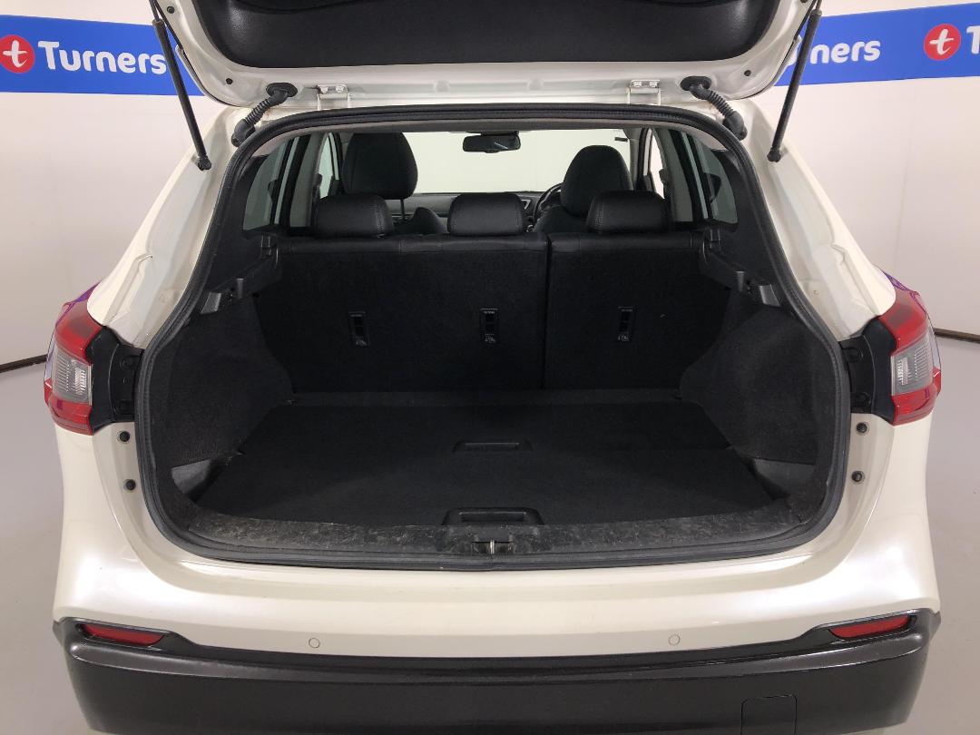 Photo '14' of Nissan Qashqai