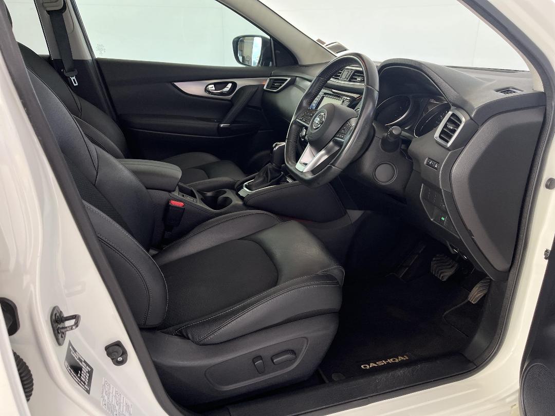 Photo '16' of Nissan Qashqai