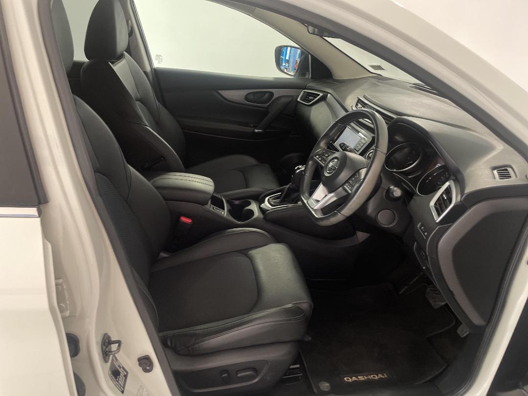 Photo '16' of Nissan Qashqai