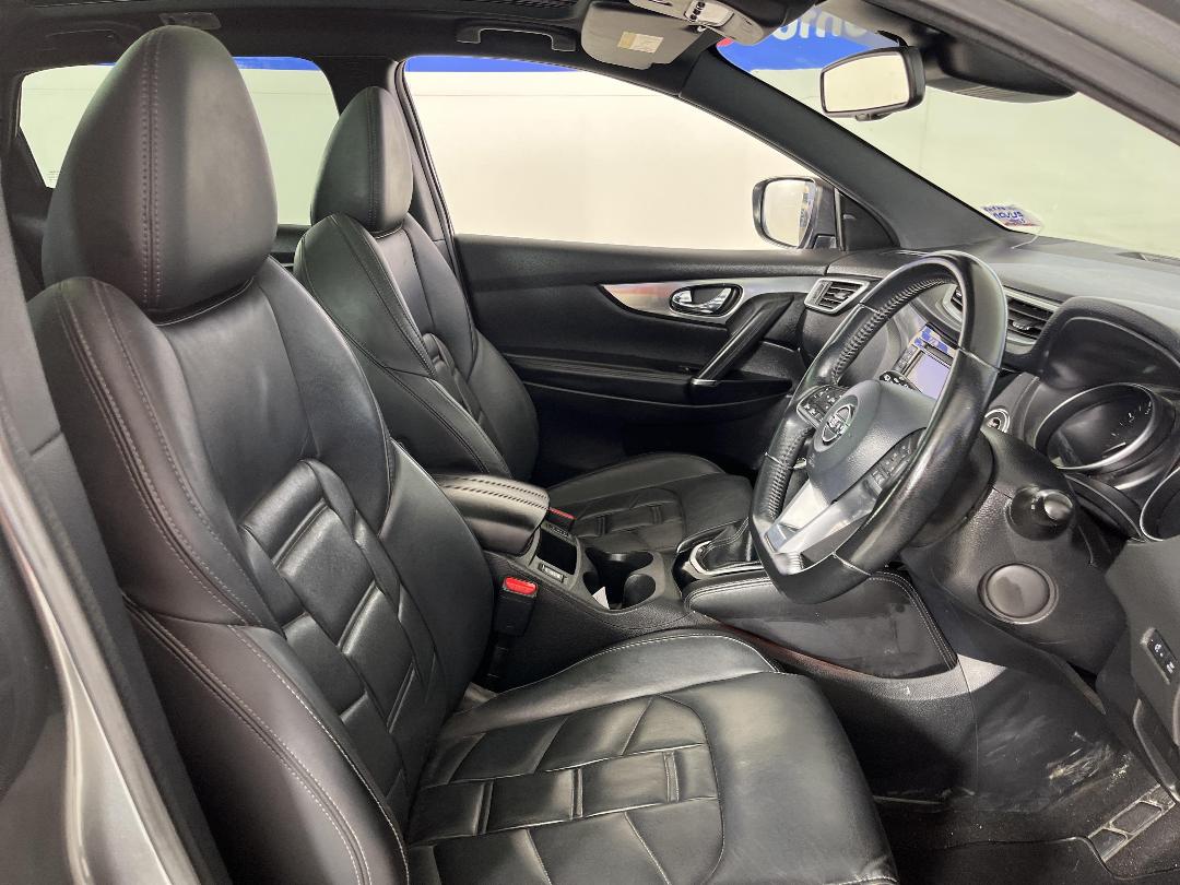 Photo '16' of Nissan Qashqai