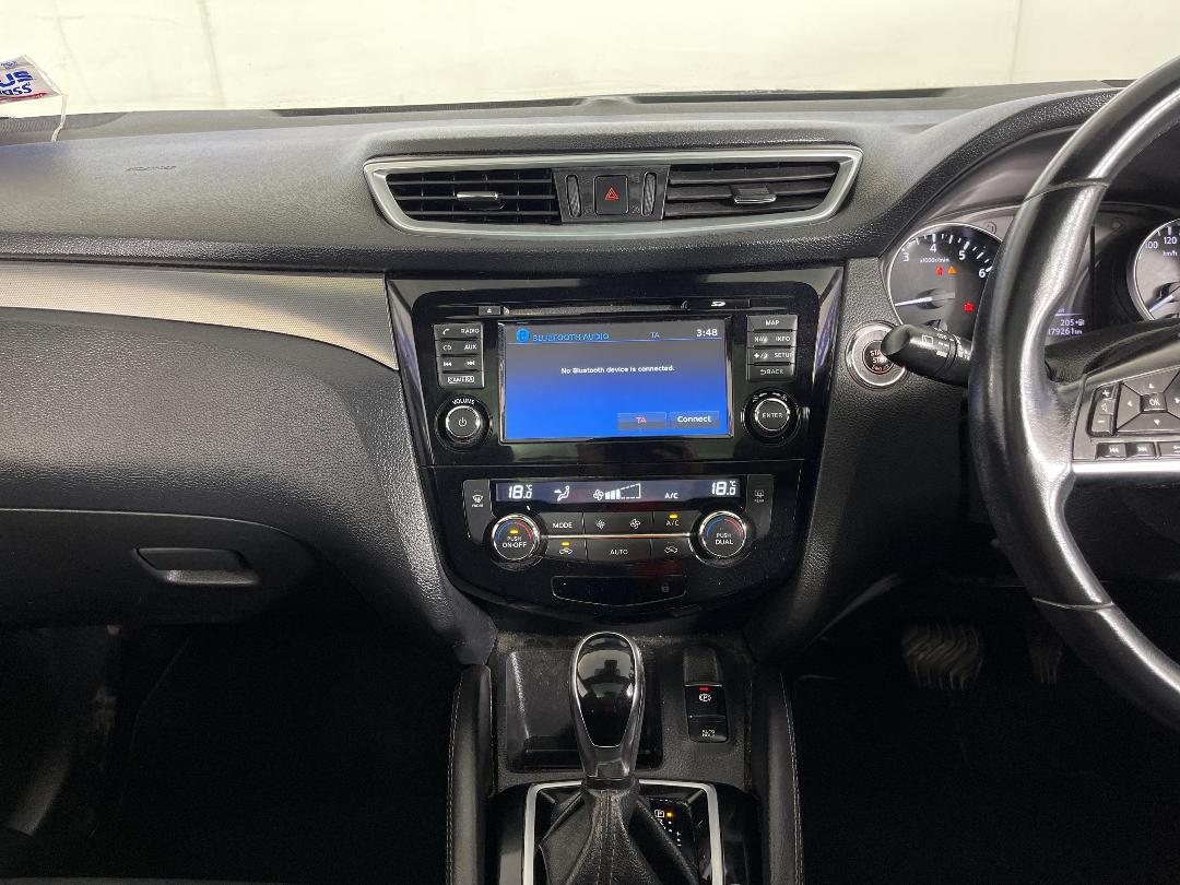 Photo '18' of Nissan Qashqai