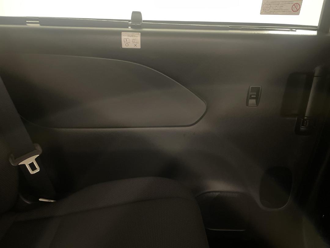 Photo '19' of Nissan Serena