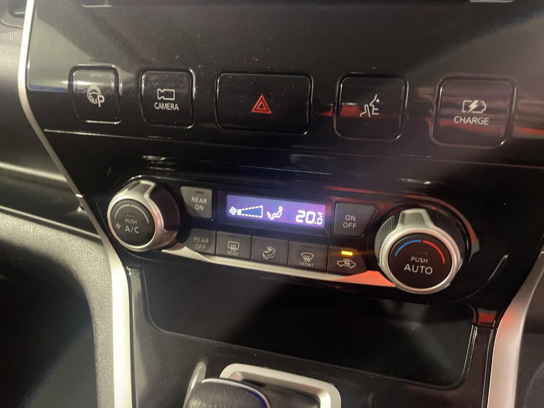 Photo '31' of Nissan Serena