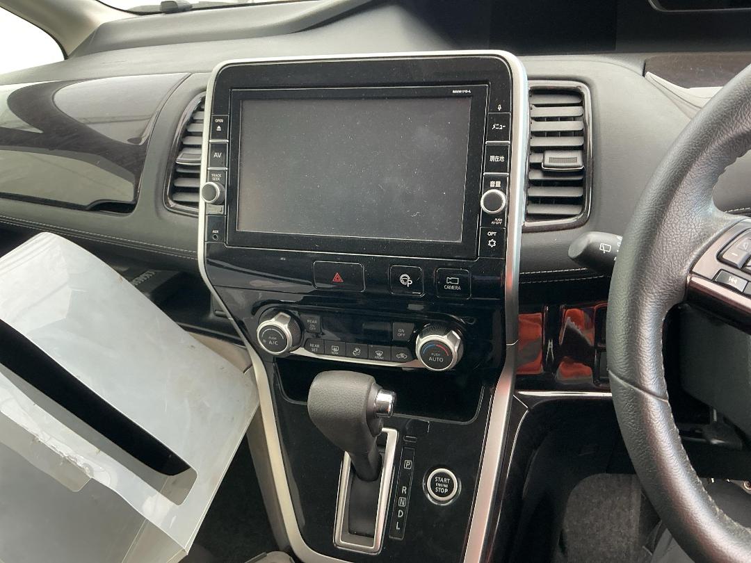 Photo '19' of Nissan Serena