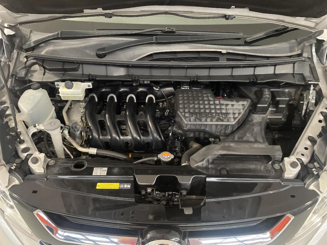 Photo '13' of Nissan Serena