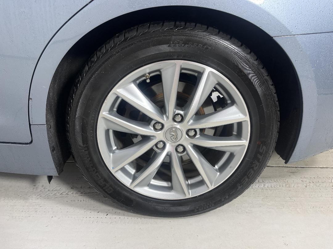 Photo '11' of Nissan Skyline Photo '11' of Nissan Skyline