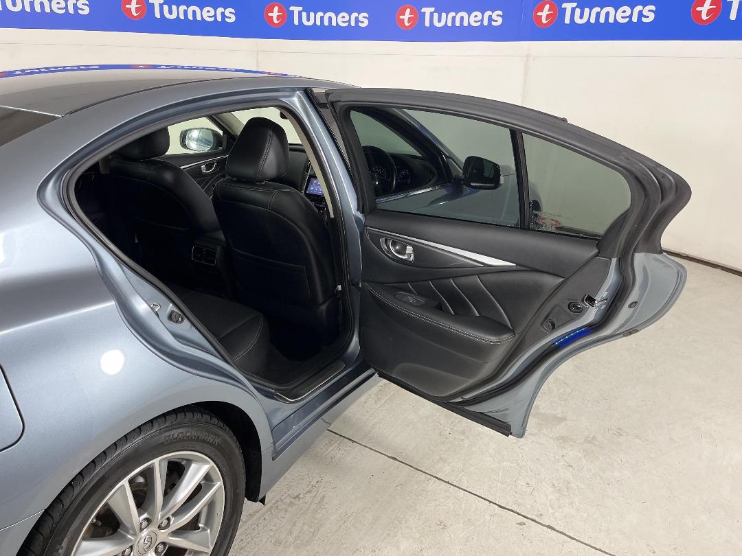 Photo '19' of Nissan Skyline Photo '19' of Nissan Skyline