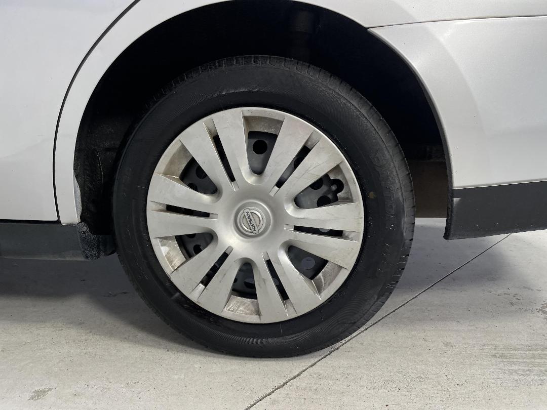 Photo '11' of Nissan Wingroad Photo '11' of Nissan Wingroad